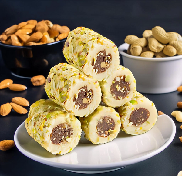 **FRESHLY MADE** Kaju Anjeer Roll | 100% Natural No Sugar Dessert Sweetened With Stevia